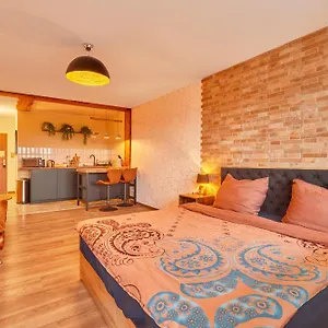*neues Loft*- Nahe Frankfurter Flughafen + Bahnhof Neu-Isenburg